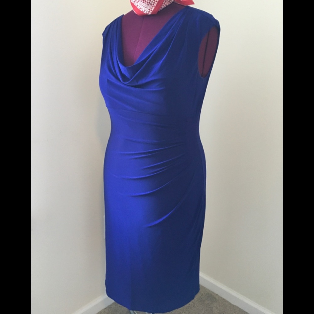 Blue Ruched midi dress